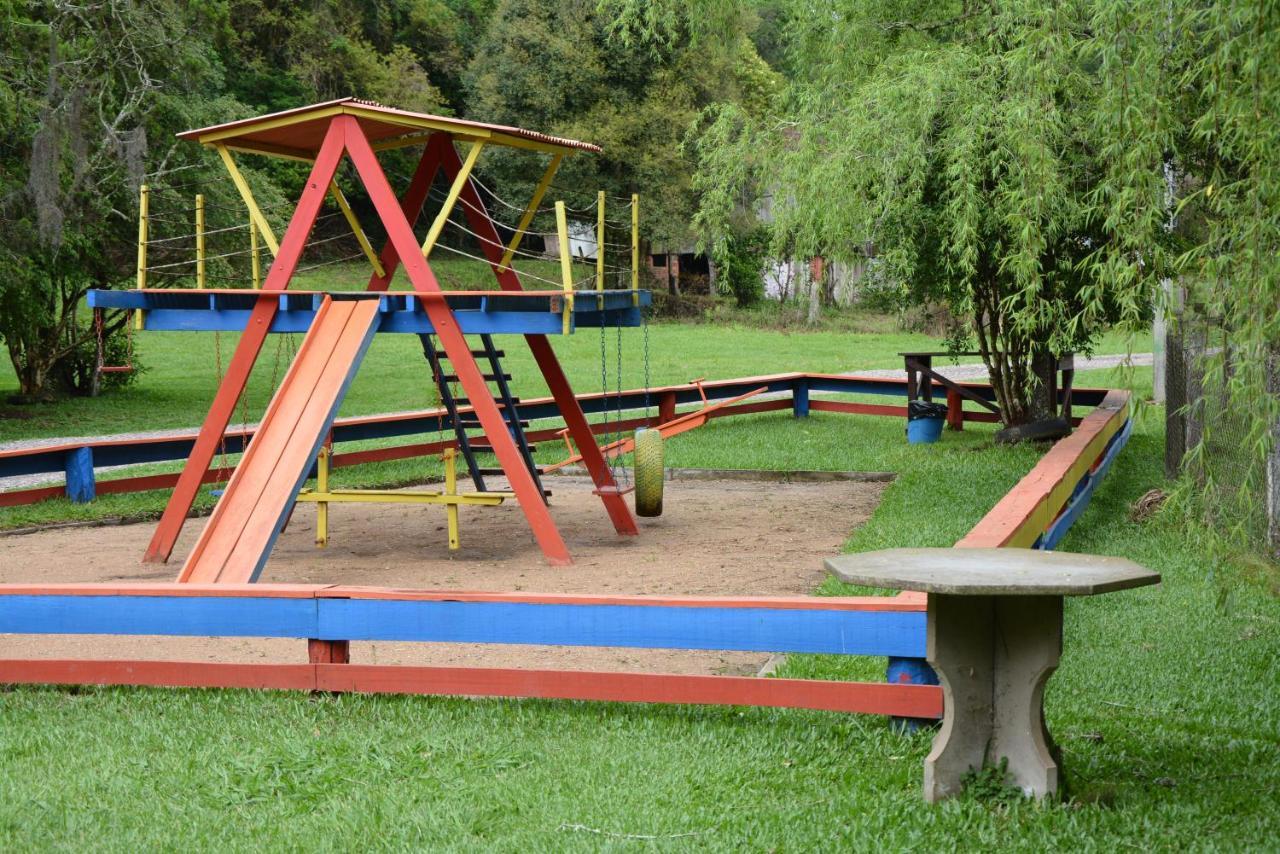 Pousada Parque Das Pitangueiras Flores da Cunha Exterior photo
