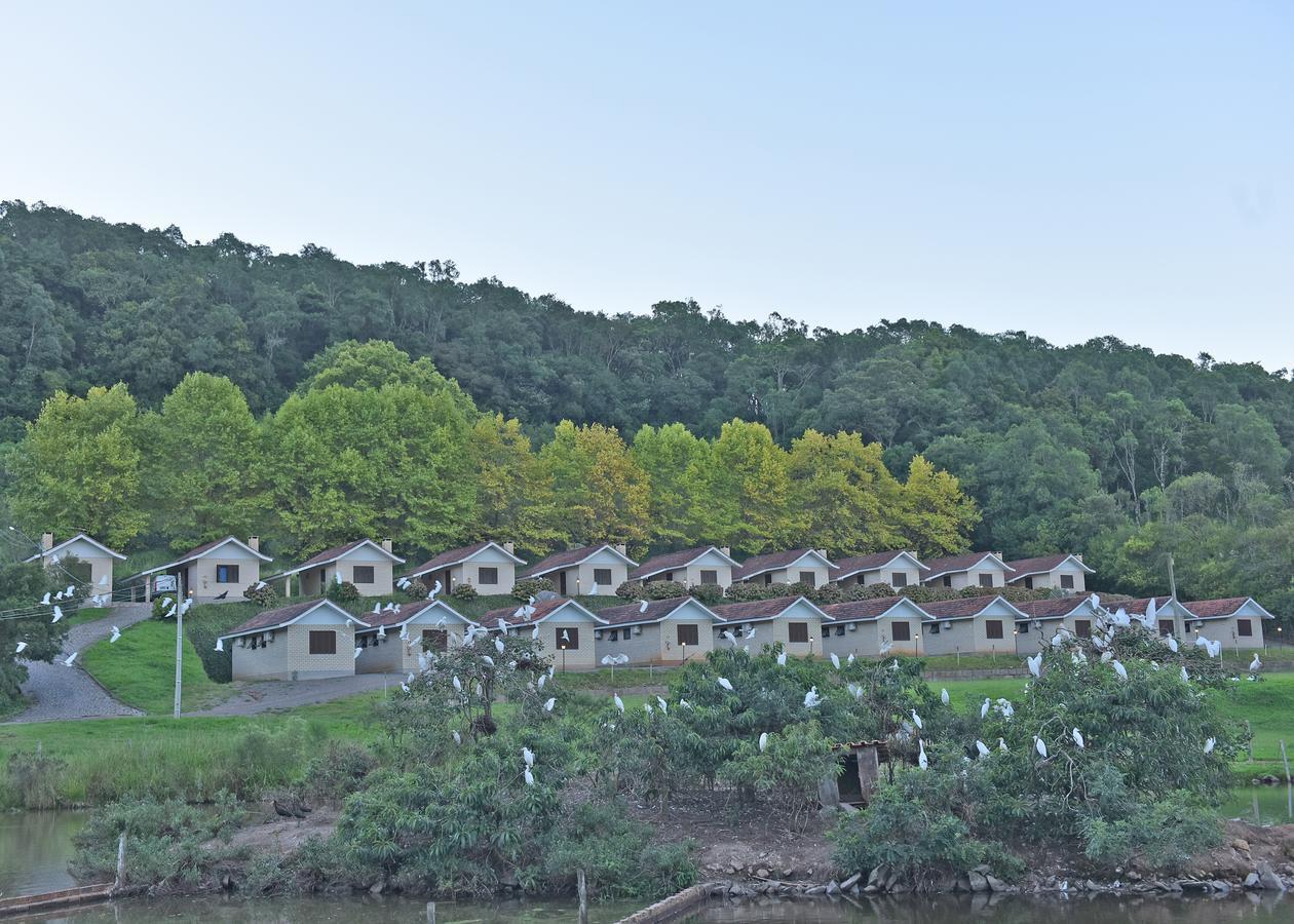 Pousada Parque Das Pitangueiras Flores da Cunha Exterior photo